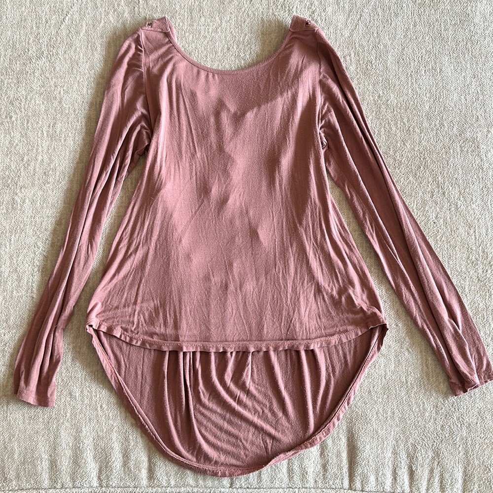 BKEred by Buckle Mauve Open Back Long Sleeve